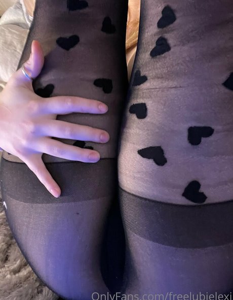 freelubielexi hübsche erwachsene galerie