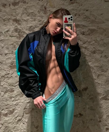 Anastasiia Mironova erwachsene nackten archiv