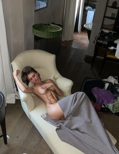 Anastasiia Mironova porno sexy bilder