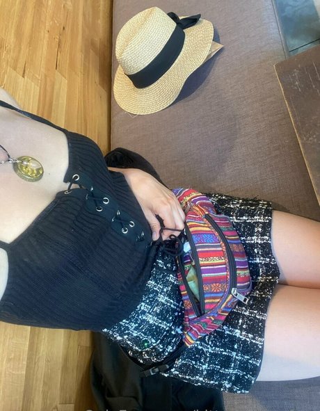 kittydawsonfree freie schöne galerie