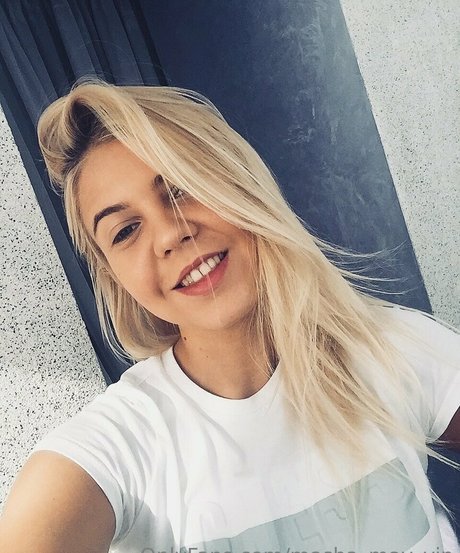 masha may vip schauspielerin nette bild