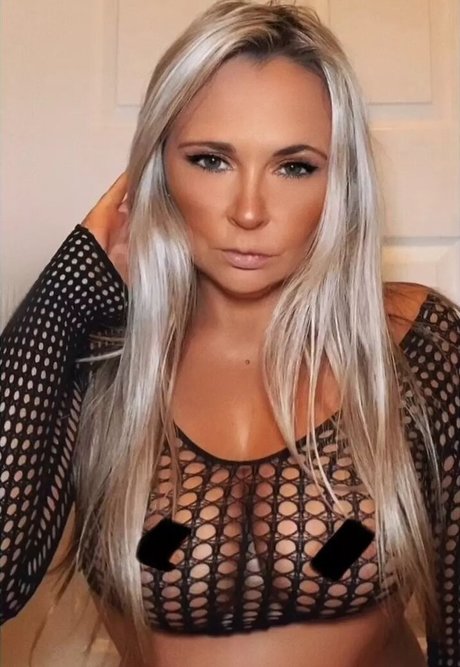 Lisa Sutton freie nackt bilder