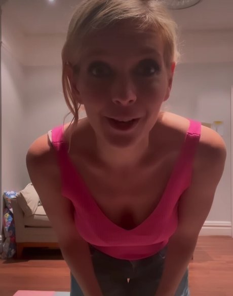 Rachel Riley hd pornografische bilder