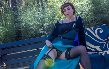 milf brille onlyfans nackt sex bild