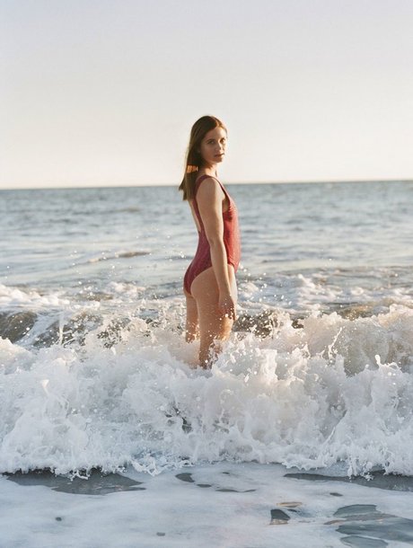 Bonnie Wright nacktheit akt archiv