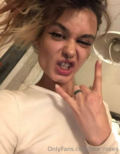 jinx roses top hübsche archiv