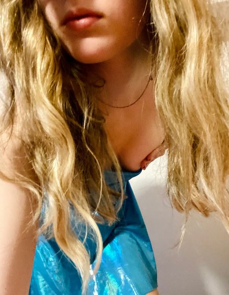 Qtiebuns ASMR xxx bild