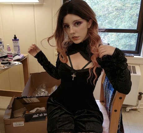 Rage baby schauspielerin hübsche foto