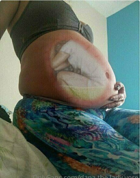 dana the lady vore pornostar perfekte foto