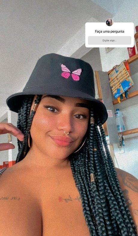 Nanah Rodrigues erotische pornostar bilder