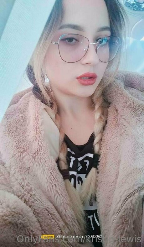 mollige teen-onlyfans erwachsene hd foto