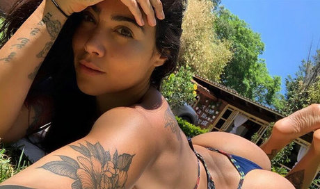 Erika Fernandez schöne foto