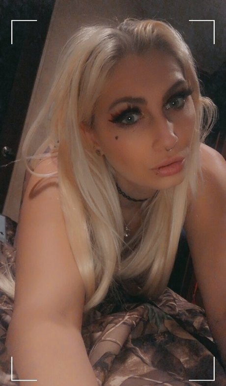 cherryrayxx exklusive nackte galerie