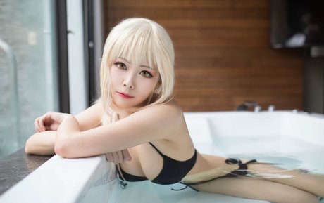 Arty Huang erotische heiße fotos