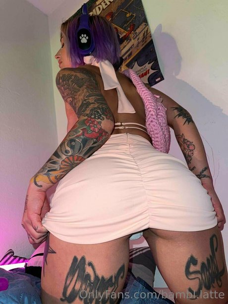 bambi latte kostenlose nacktheit foto