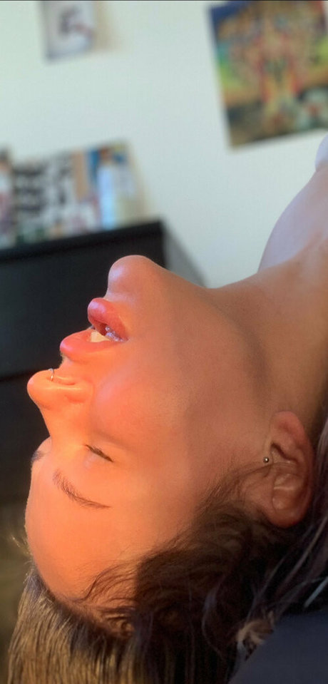 shorts nur fans erotische foto