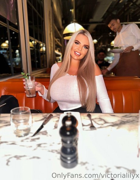 Victorialilyx erwachsene kunst bilder