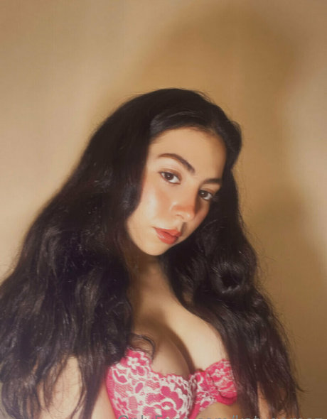 Katy Gamez exklusive schöne bilder