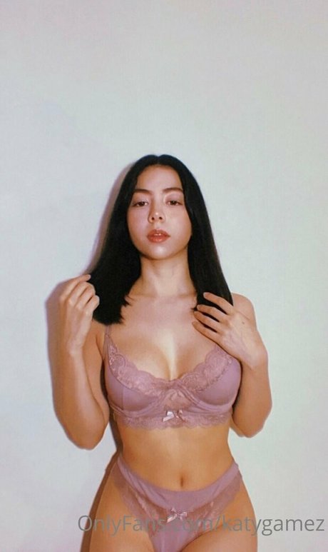 Katy Gamez freie erotische fotos