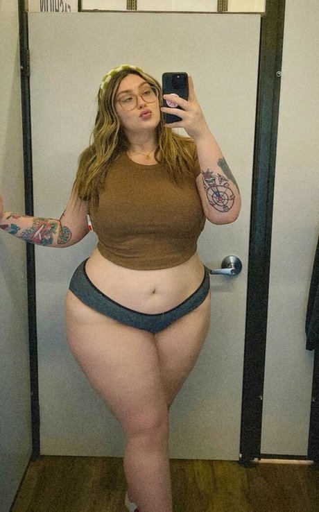 cakexface schauspielerin heiße bilder