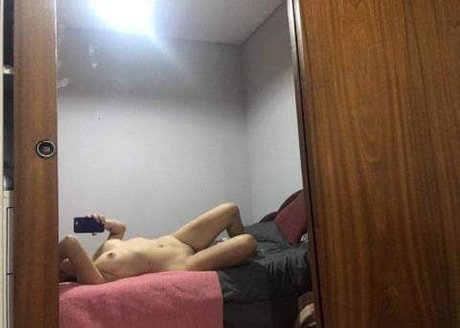 Male Rodriguez hübsche nackt fotos