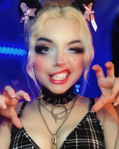 Queen Nephilim porno freie fotos