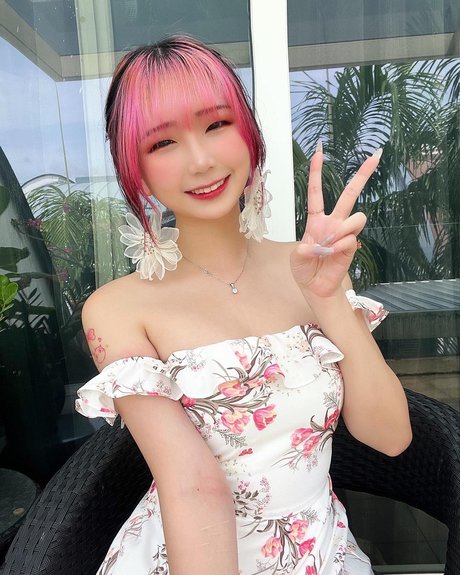 Akaei Ray erwachsene porno galerien