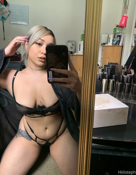 Steph Naomi kostenlose pornographische galerien