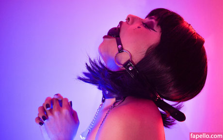 Cyberpunkgirl hübsche nackt fotos