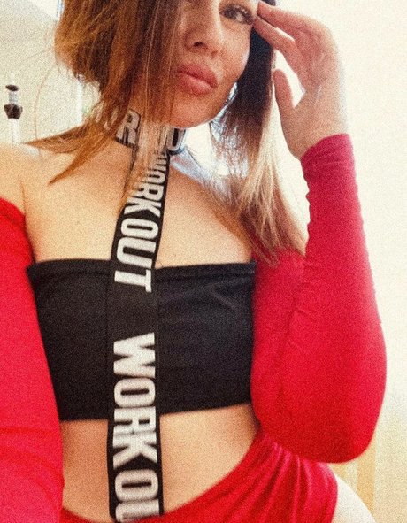 Elena Ptena pornostar hd bilder