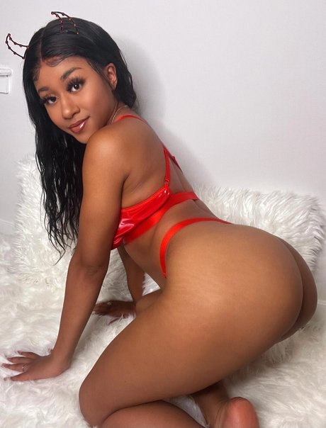 Amari Gold kunst nackten bild