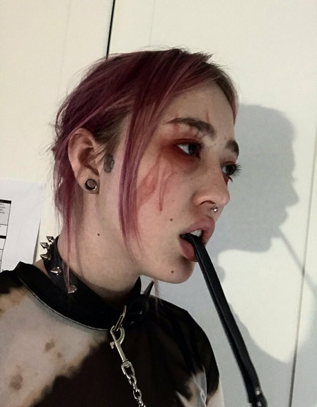 Moshpitmi nacktheit pornostar galerie