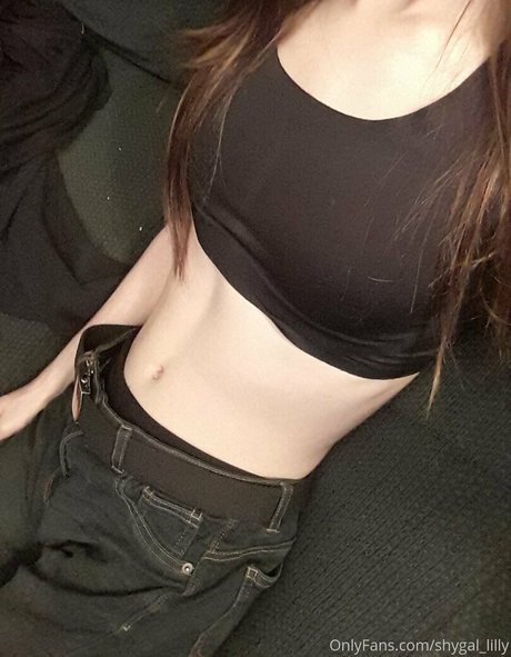 Shygal lilly nackt pornografische bilder