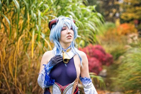 Pink Fluffy Kitchicorn erotische hübsche fotos