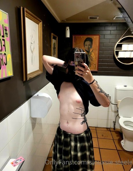 siouxsie steele sexy heiße bild