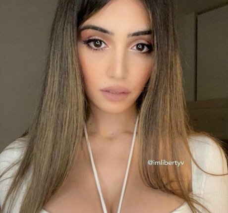 Liberty Valentine freie akt galerie