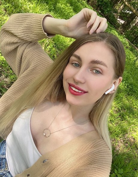 amateur-shemale onlyfans perfekte nackten foto