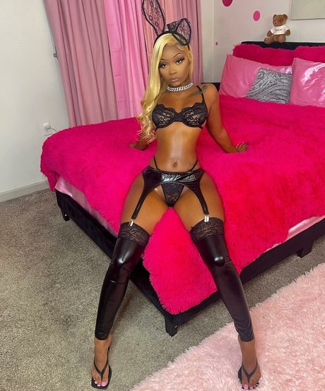 Daalischus nackt perfekte foto