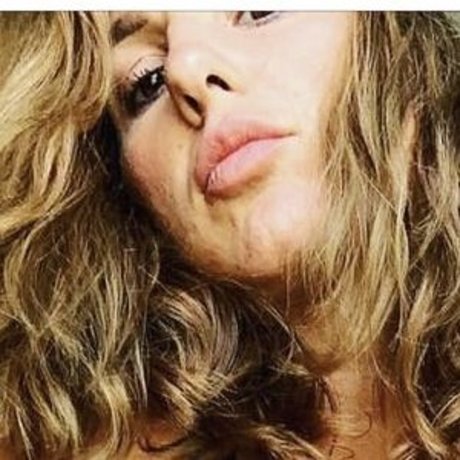 Iamrebeccanicholls heiße erotische galerie