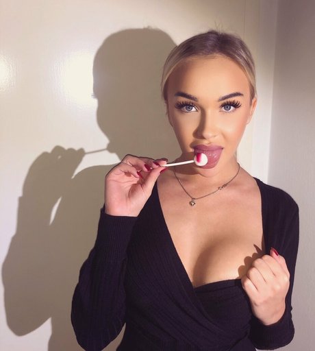 schwuler influencer onlyfans schöne sexy bild