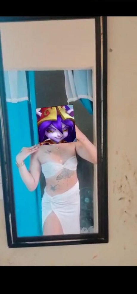 Agathabhabie porno hd bild