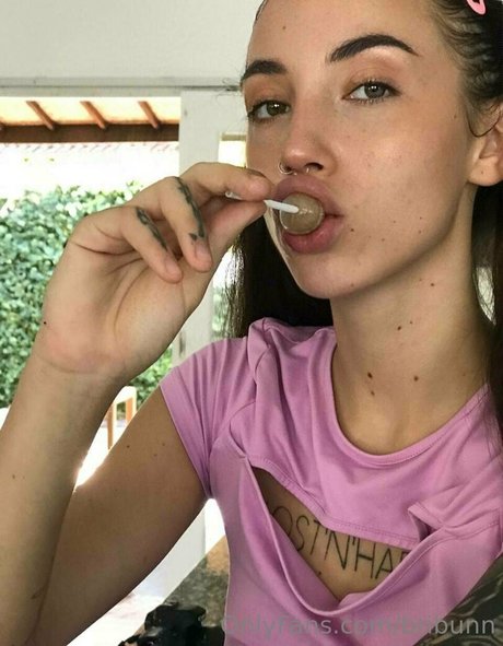 bribunn hd nackte bild