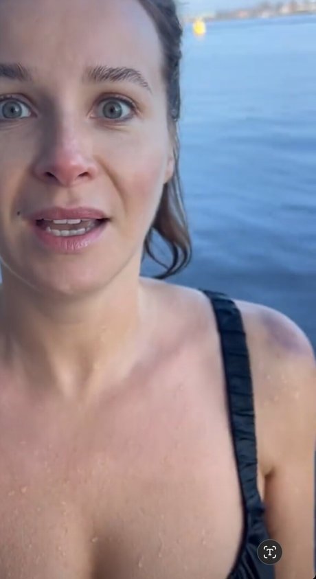 Victoria Koblenko pornostar kunst galerien