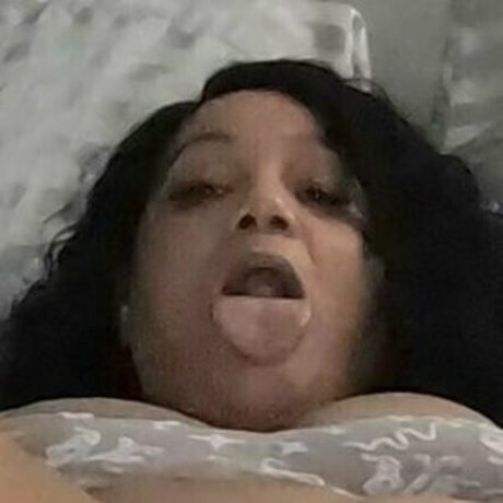 mzbuttafree sexy nackte galerien