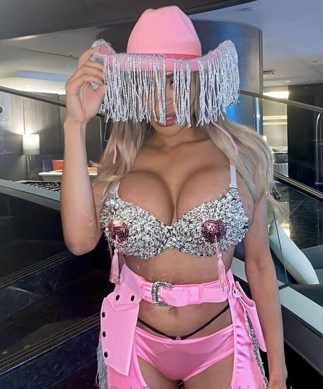 nikkislifeblogx kunst porno bild