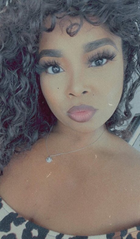 TrueBeauty334 hd nette foto