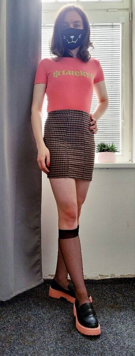 lucia cutie kunst erwachsene galerie