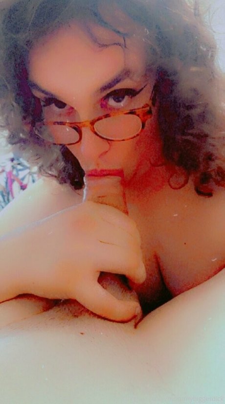 mommybigdickk kunst nacktheit bilder