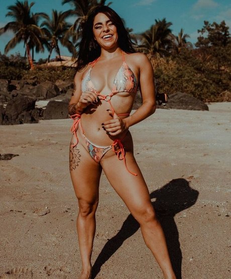 Mariana Alonso Bacelis schöne erotische archiv