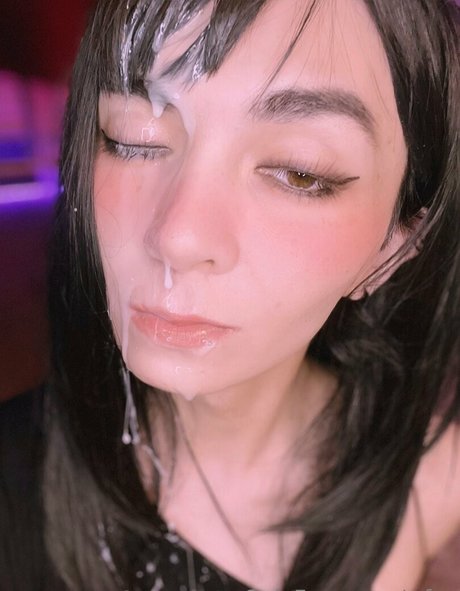 rrfox nette pornostar bild